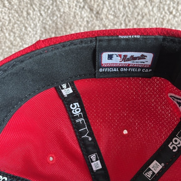 New Era Blue Jays Canada Fitted Baseball Cap - Picture 8 of 9